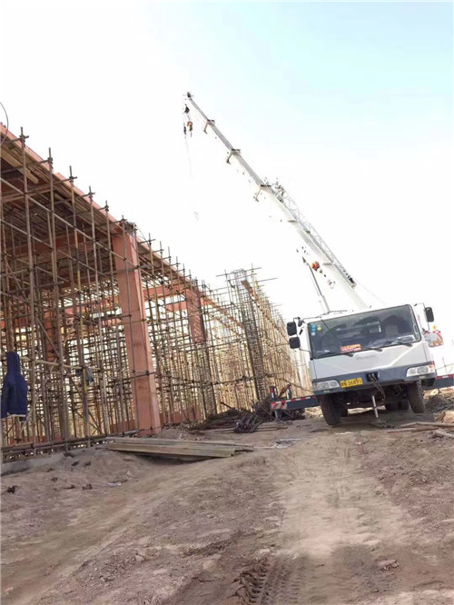 山亭区吊车作业的安全注意事项有哪些？